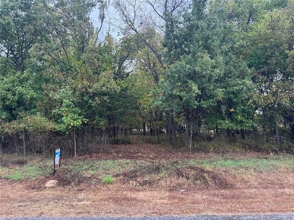 42 N Linn Valley Drive, Linn Valley, KS 66040
