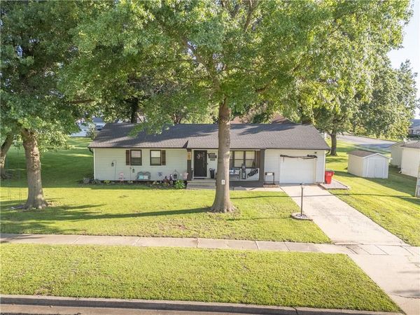 207 W 2nd Street, Alma, MO 64001