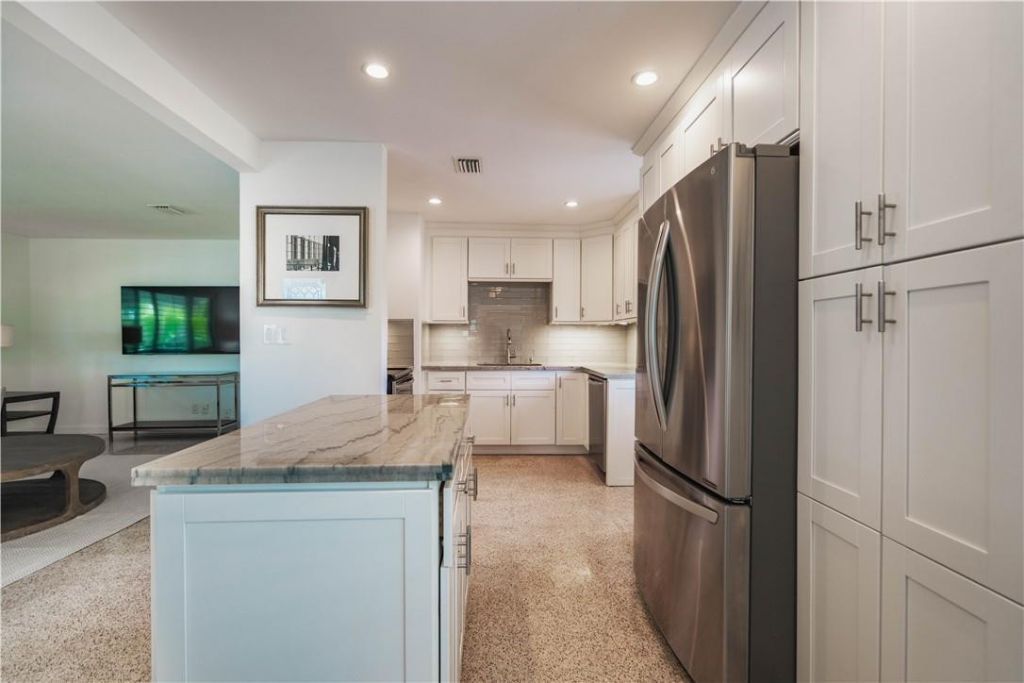 240 NE 25th Avenue, Pompano Beach, FL 33062 Photo