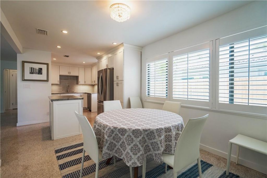 240 NE 25th Avenue, Pompano Beach, FL 33062 Photo