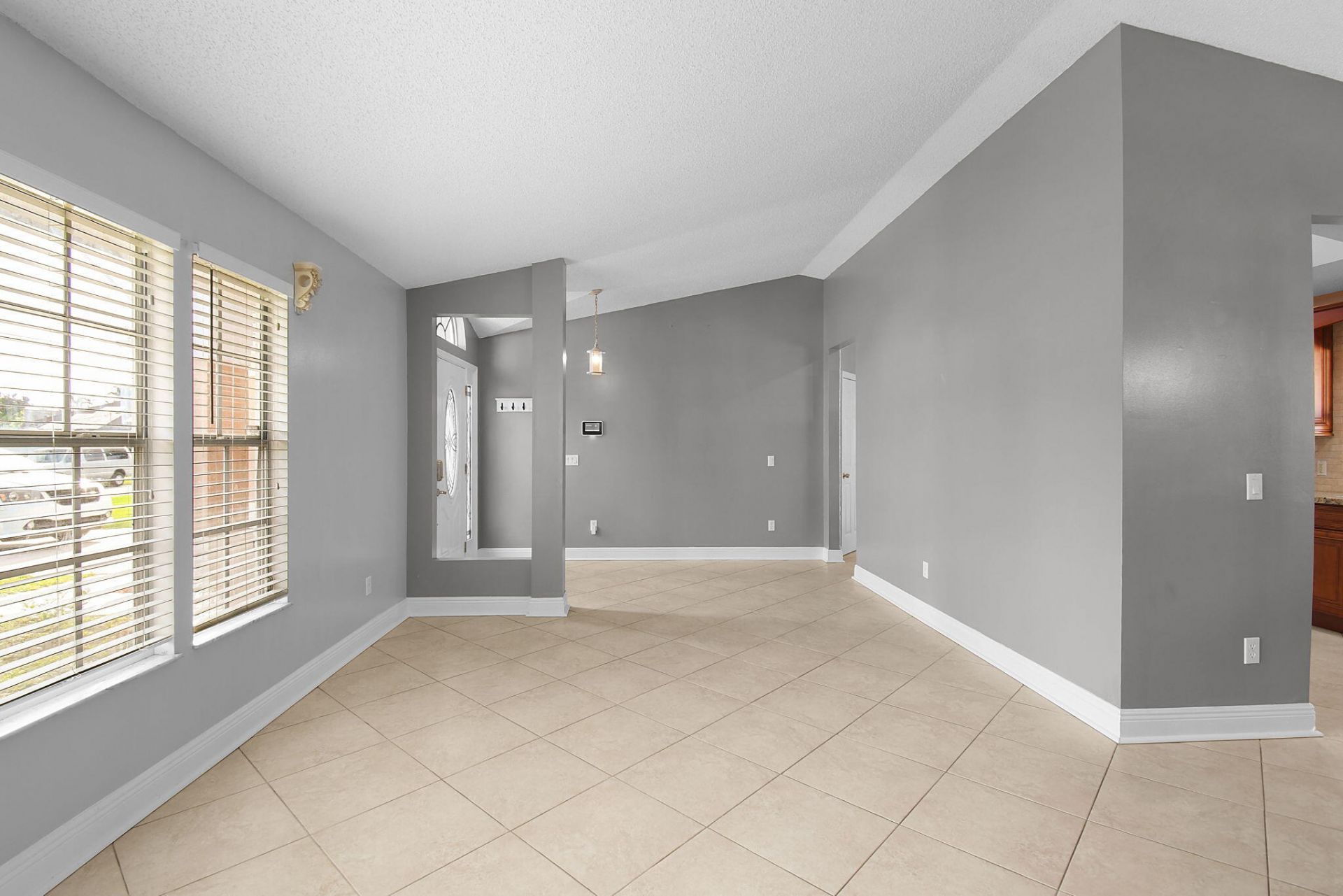 3087 SE Galt Circle, Port Saint Lucie, FL 34984 Photo