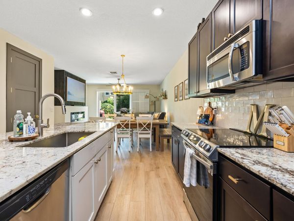 680 SW Glen Crest Way, Stuart, FL 34997