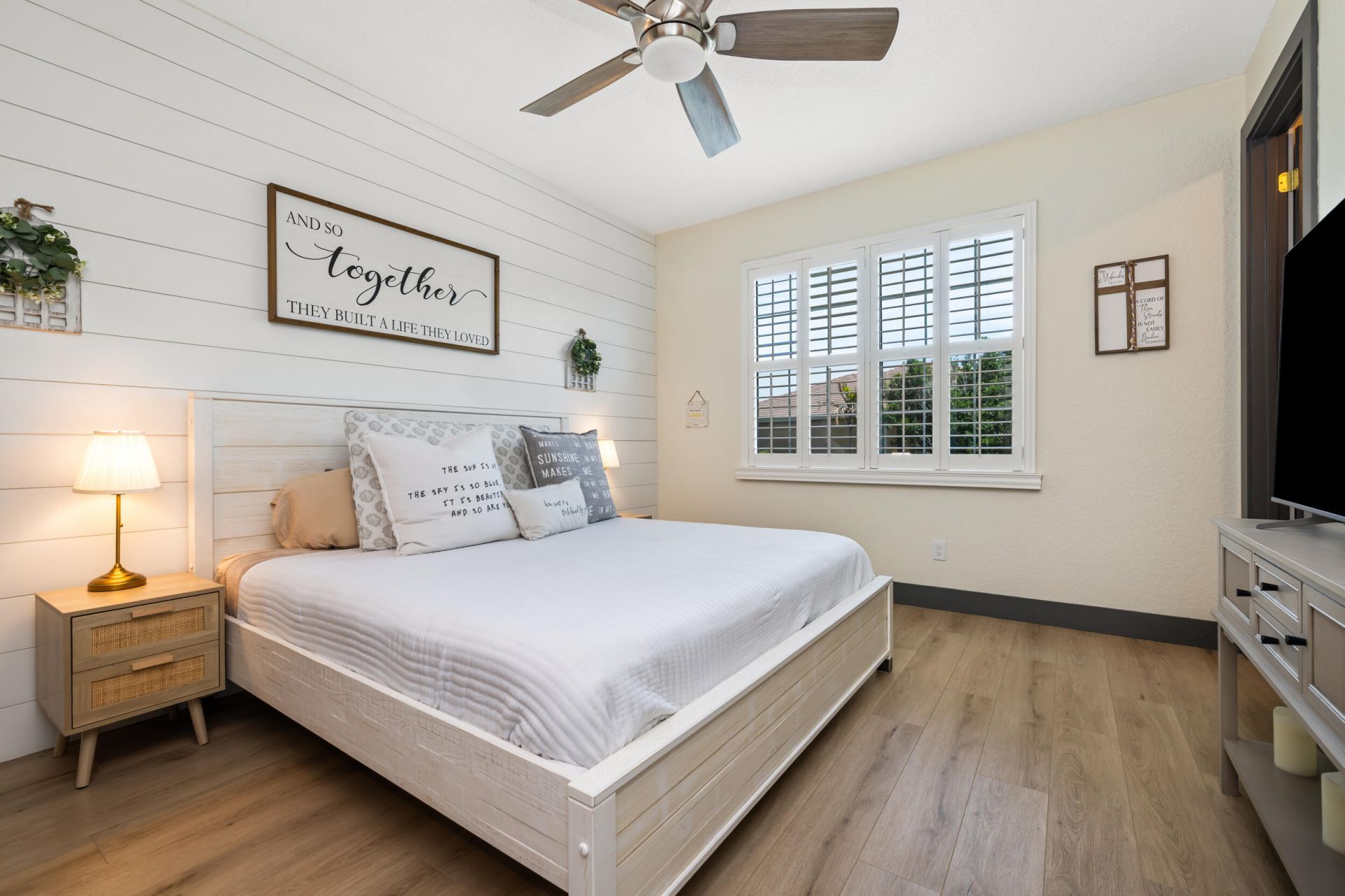 680 SW Glen Crest Way, Stuart, FL 34997 Photo