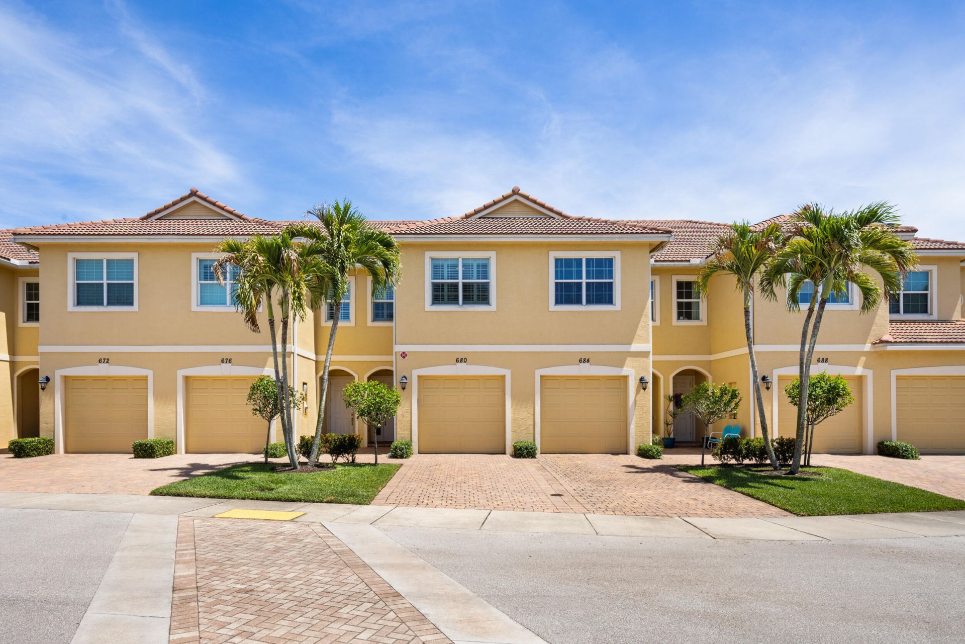 680 SW Glen Crest Way, Stuart, FL 34997 Photo