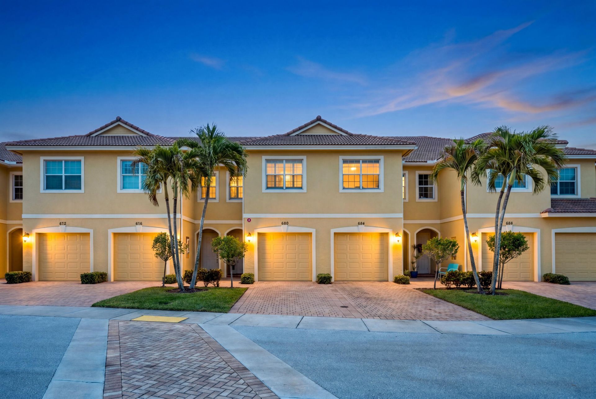 680 SW Glen Crest Way, Stuart, FL 34997 Photo