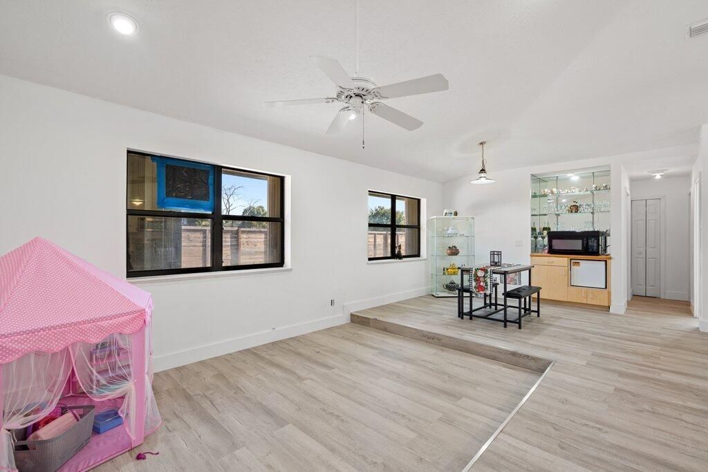 434 SW Jeanne Avenue, Port Saint Lucie, FL 34953 Photo