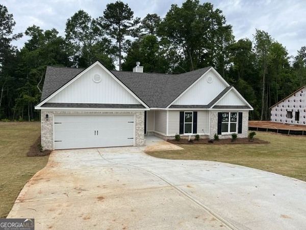 483 Riley Circle NW, Milledgeville, GA 31061
