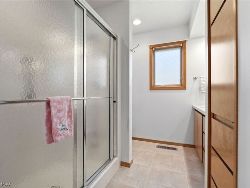 33037 Pebblebrook Drive, North Ridgeville, OH 44039 Photo 33