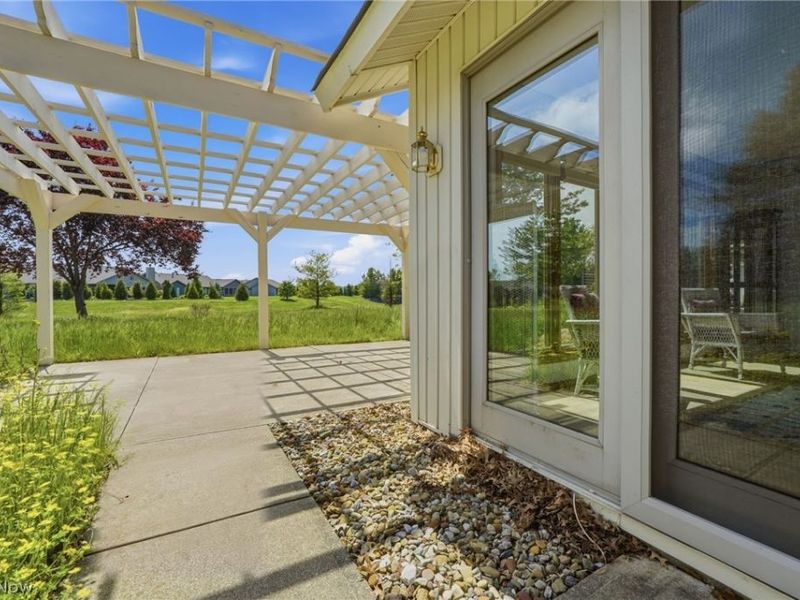 33037 Pebblebrook Drive, North Ridgeville, OH 44039 Photo 39