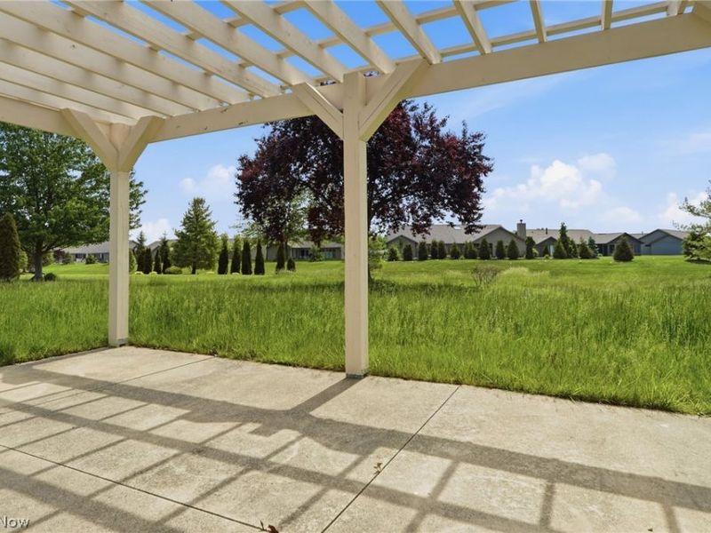 33037 Pebblebrook Drive, North Ridgeville, OH 44039 Photo 41