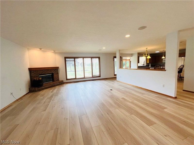 33037 Pebblebrook Drive, North Ridgeville, OH 44039 Photo 8