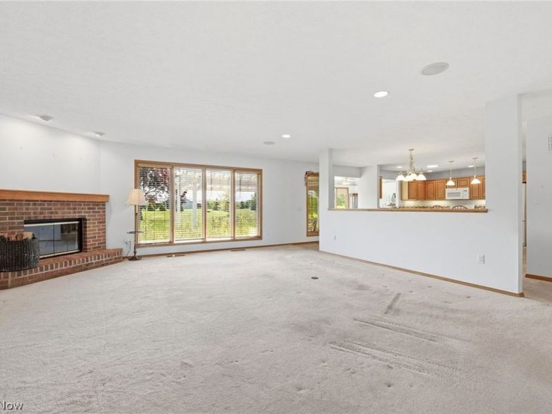 33037 Pebblebrook Drive, North Ridgeville, OH 44039 Photo 9