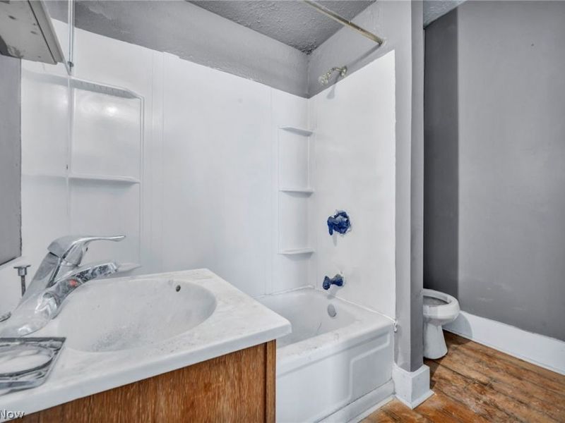 1004 East Avenue , Elyria, OH 44035 Photo 35