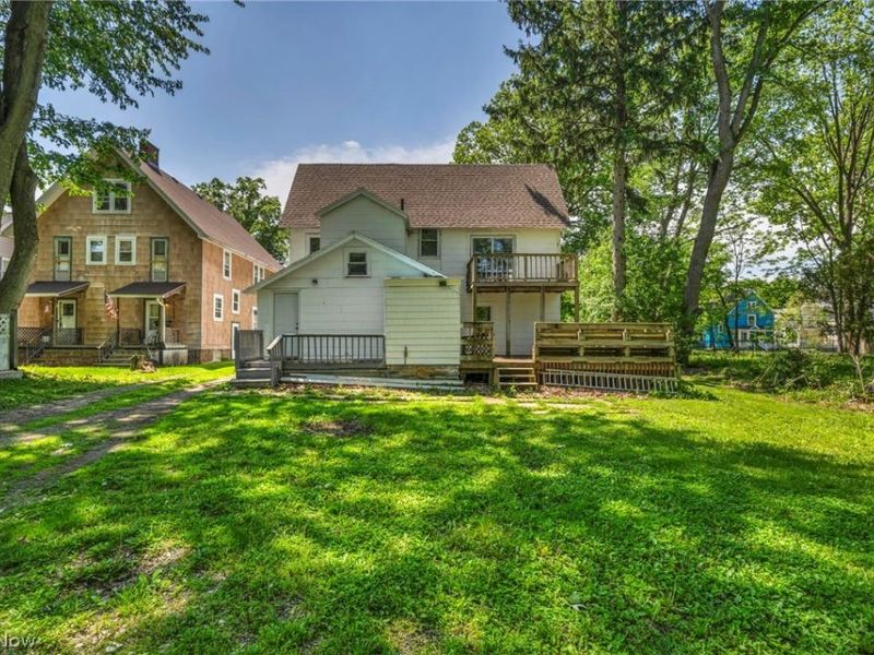 1004 East Avenue , Elyria, OH 44035 Photo 6