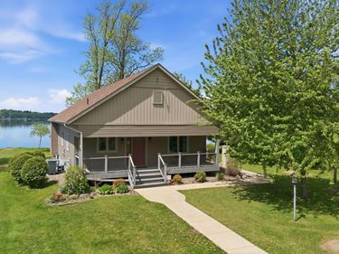 50876 Lakeview Drive, Rush City, MN 55069