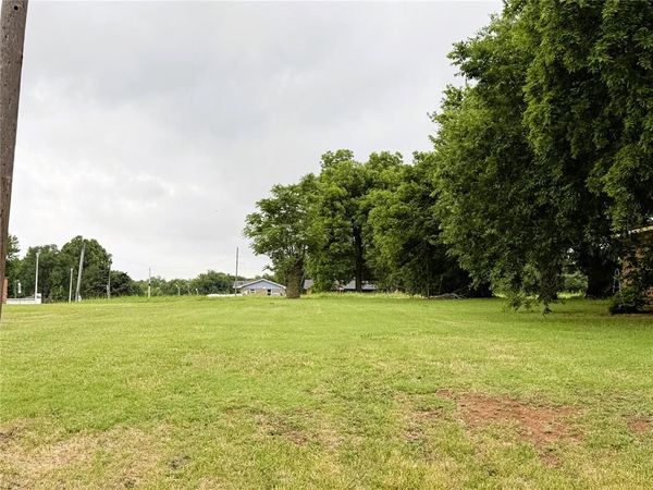 000 E Georgia Avenue, Chickasha, OK 73018
