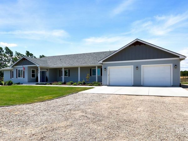 21739 Ustick Rd, Caldwell, ID 83607