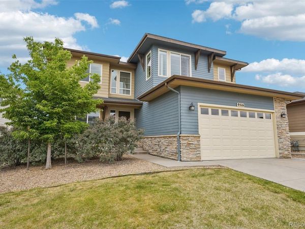 9516 Juniper Way , Arvada, CO 80007