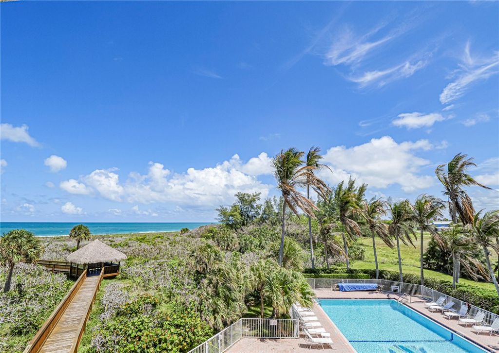 2700 N Highway A1a, Unit 305, Fort Pierce, FL 34949 Photo