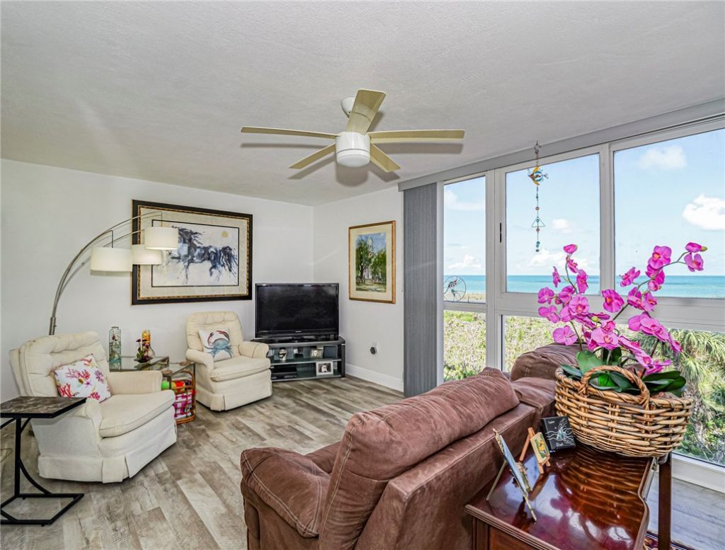 2700 N Highway A1a, Unit 305, Fort Pierce, FL 34949 Photo