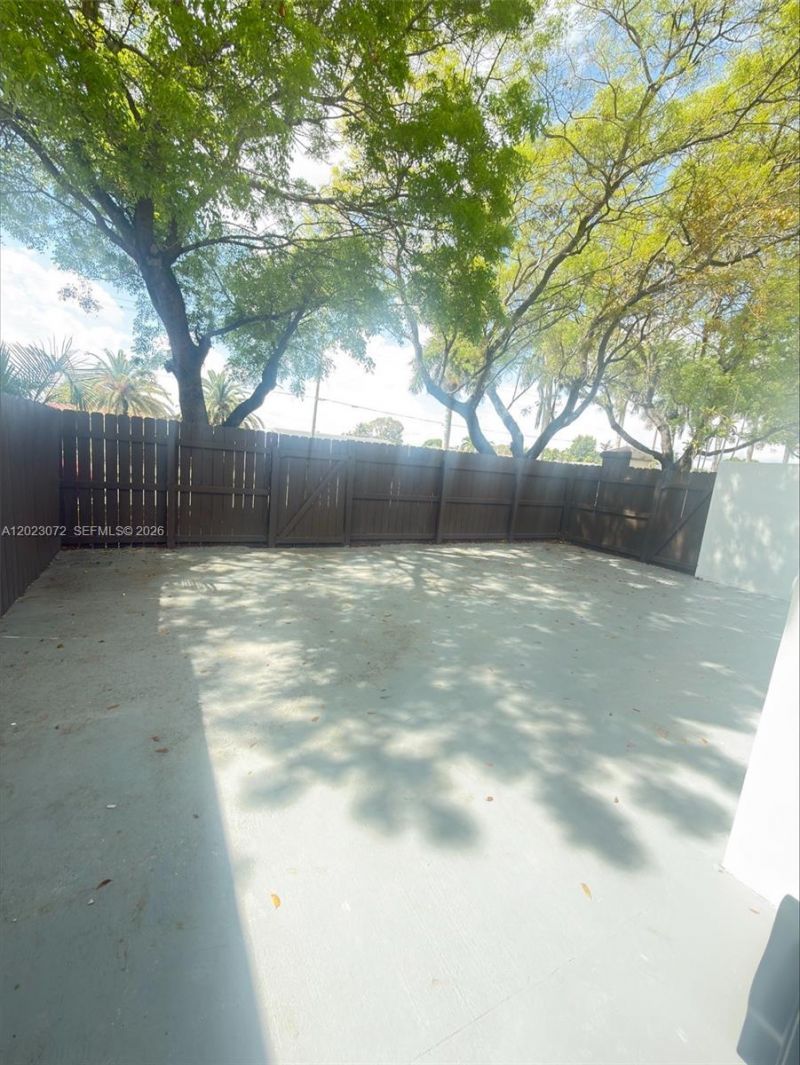 Please Call For Address, Miami, FL 33175 Photo
