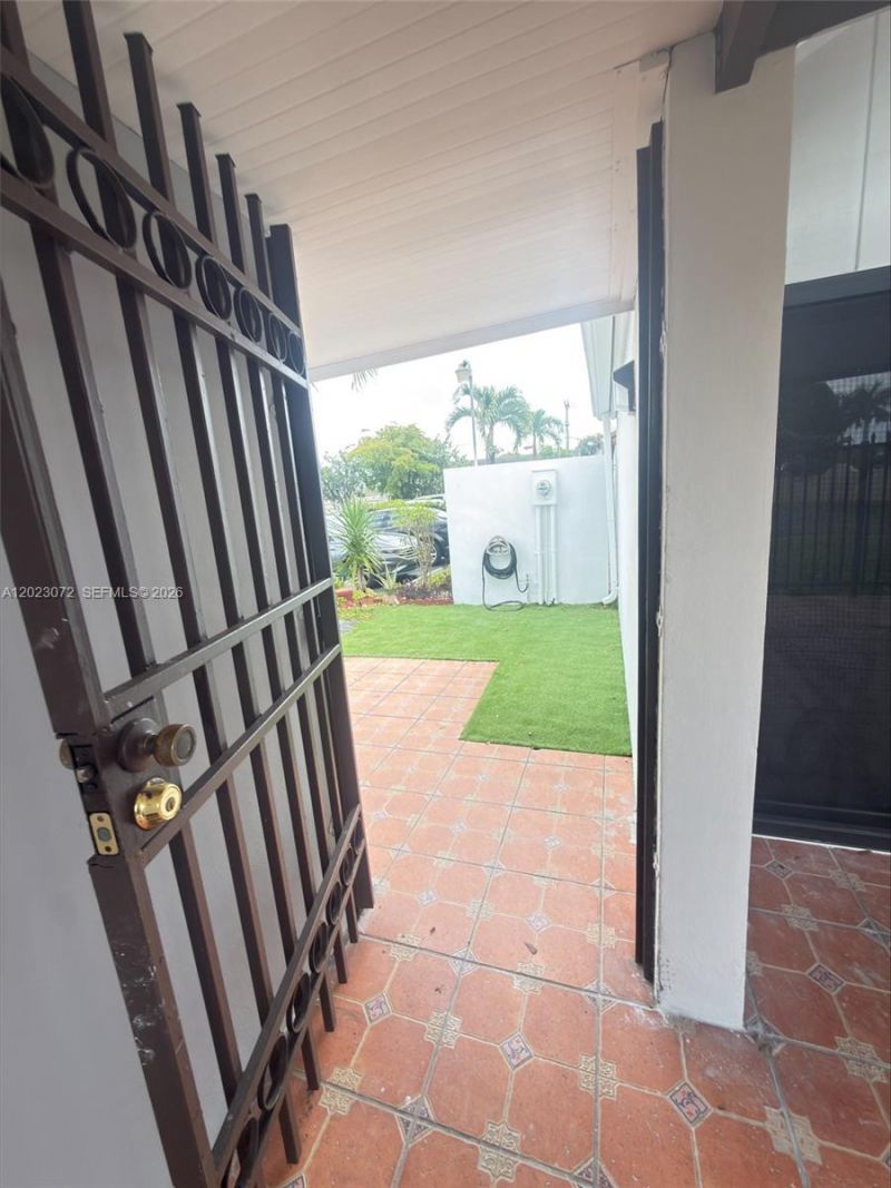 Please Call For Address, Miami, FL 33175 Photo