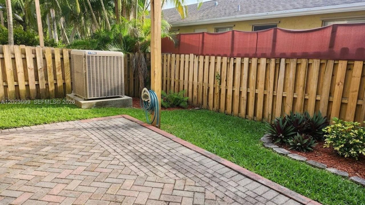 1806 SW 23rd St, Fort Lauderdale, FL 33315 Photo