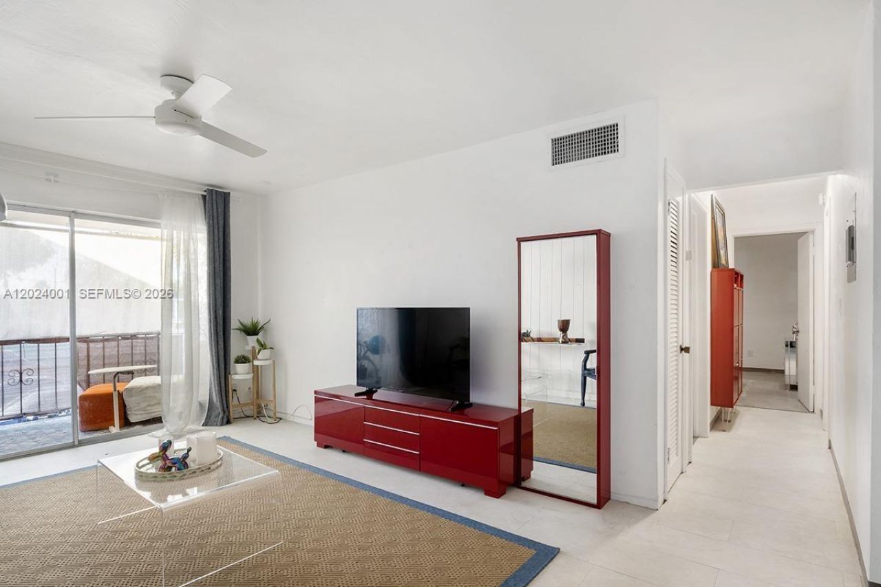 8701 SW 141st St , Unit L5, Palmetto Bay, FL 33176 Photo