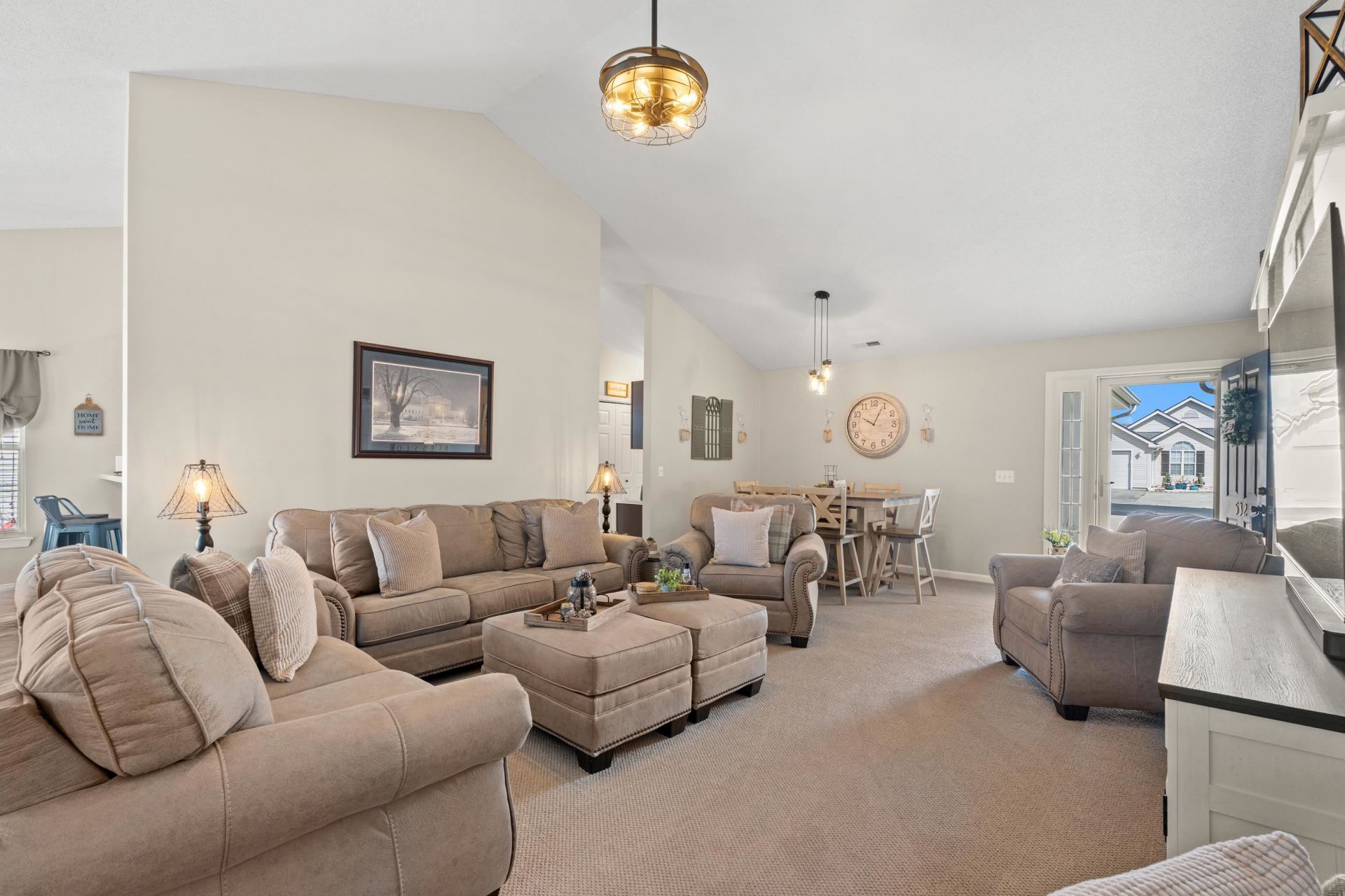 532 Drake Ln. Photo 4