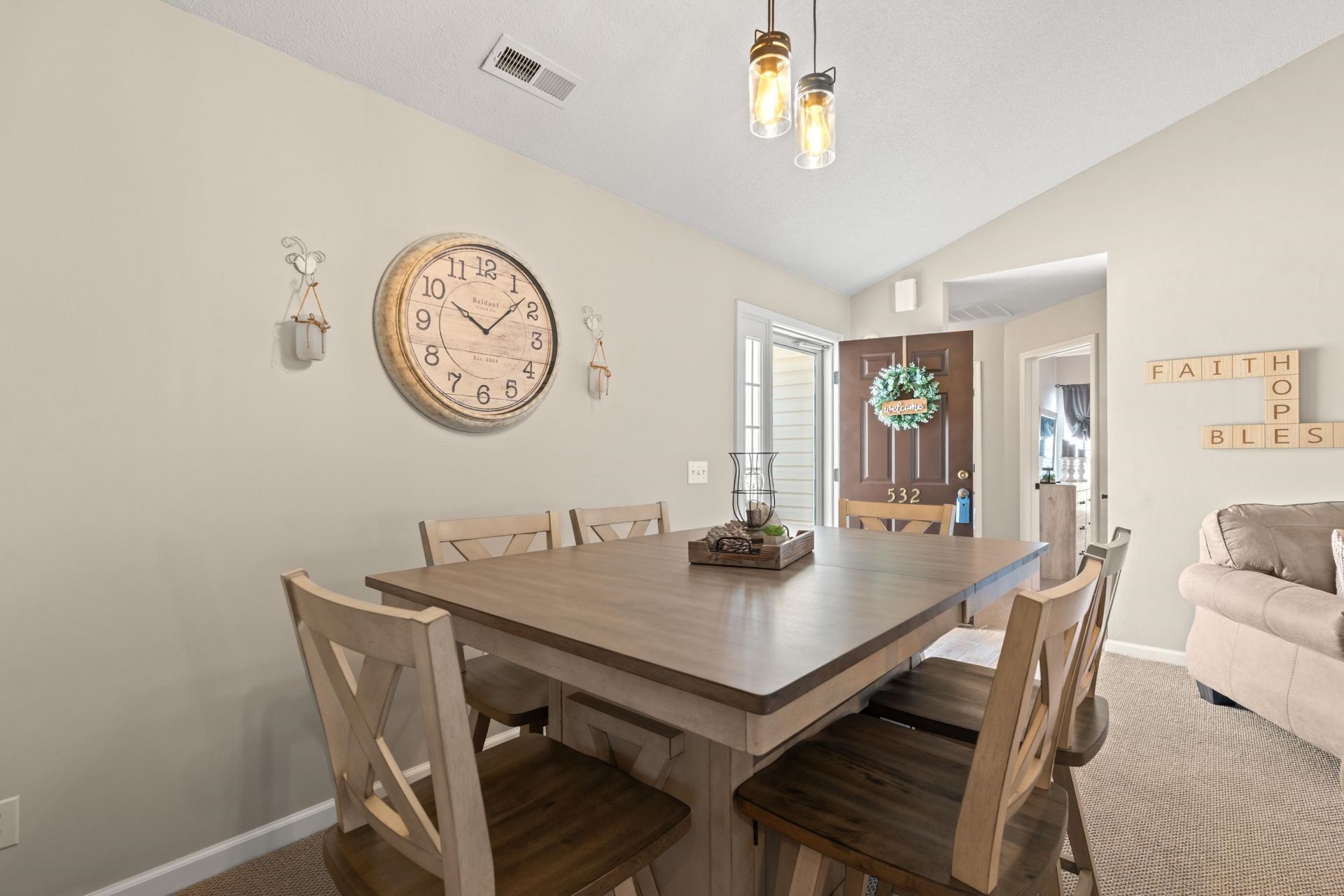 532 Drake Ln. Photo 9