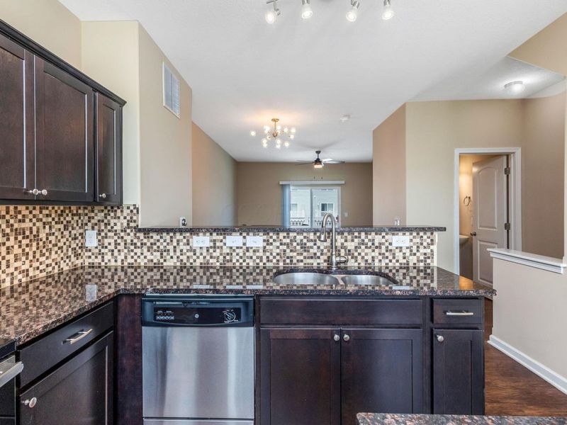 5726 Hayden Run Boulevard, Dublin, OH 43016 Photo 27