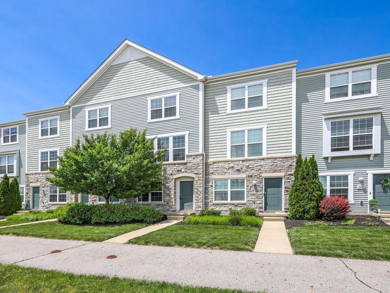 5726 Hayden Run Boulevard, Dublin, OH 43016 Photo 4