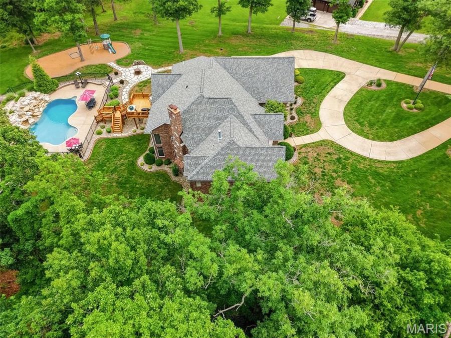 Property Image 95