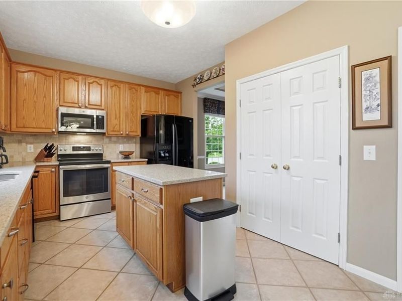 424 Tillotson Place, Washington Township, OH 45458 Photo 18
