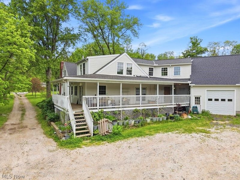 7429 Chagrin Road, Chagrin Falls, OH 44023 Photo 3