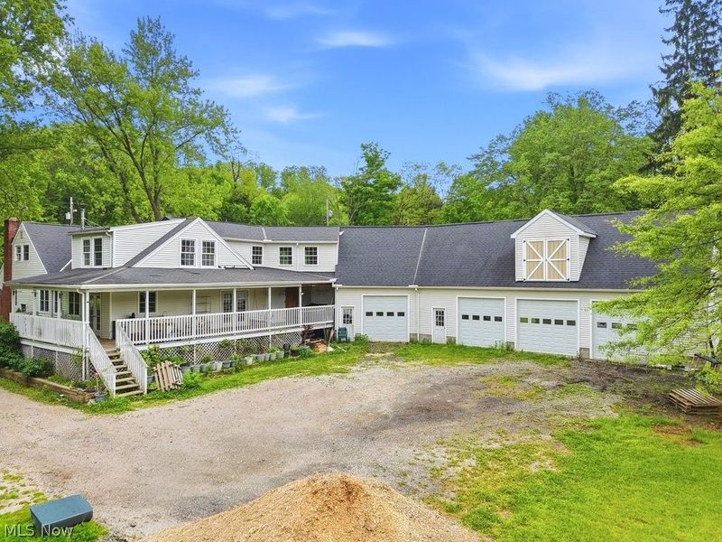 7429 Chagrin Road , Chagrin Falls, OH 44023 Photo 4