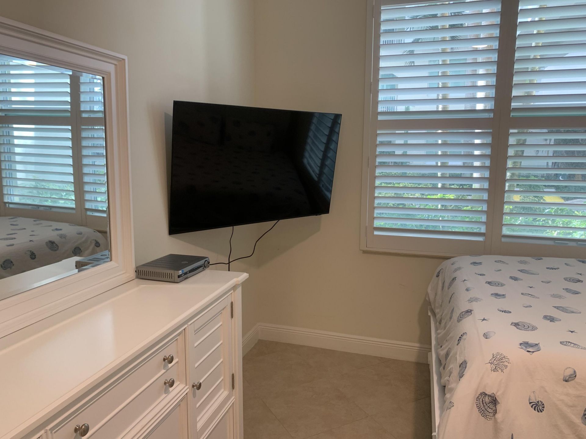 806 E Windward Way, Unit 111, Lantana, FL 33462 Photo