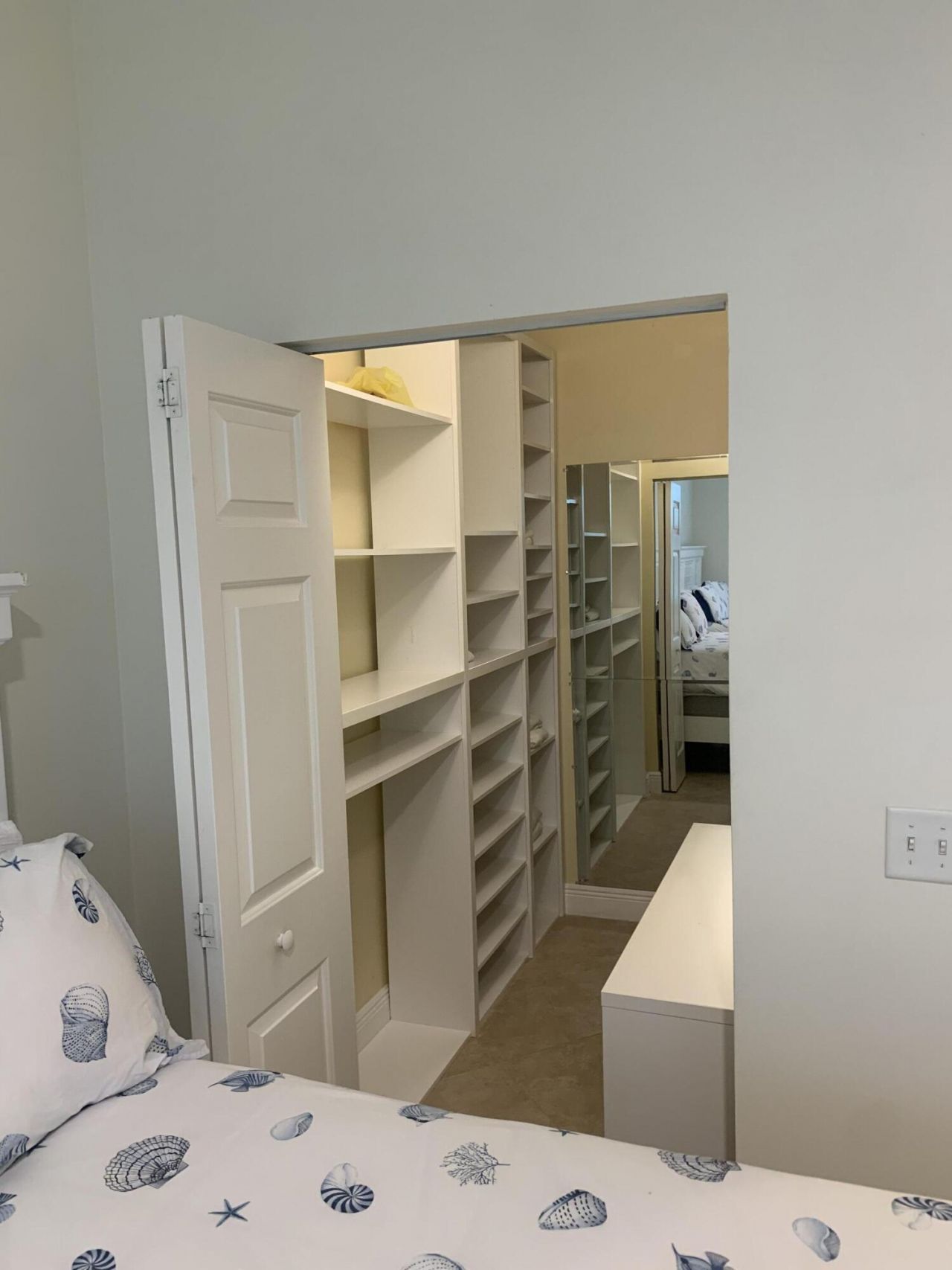 806 E Windward Way, Unit 111, Lantana, FL 33462 Photo