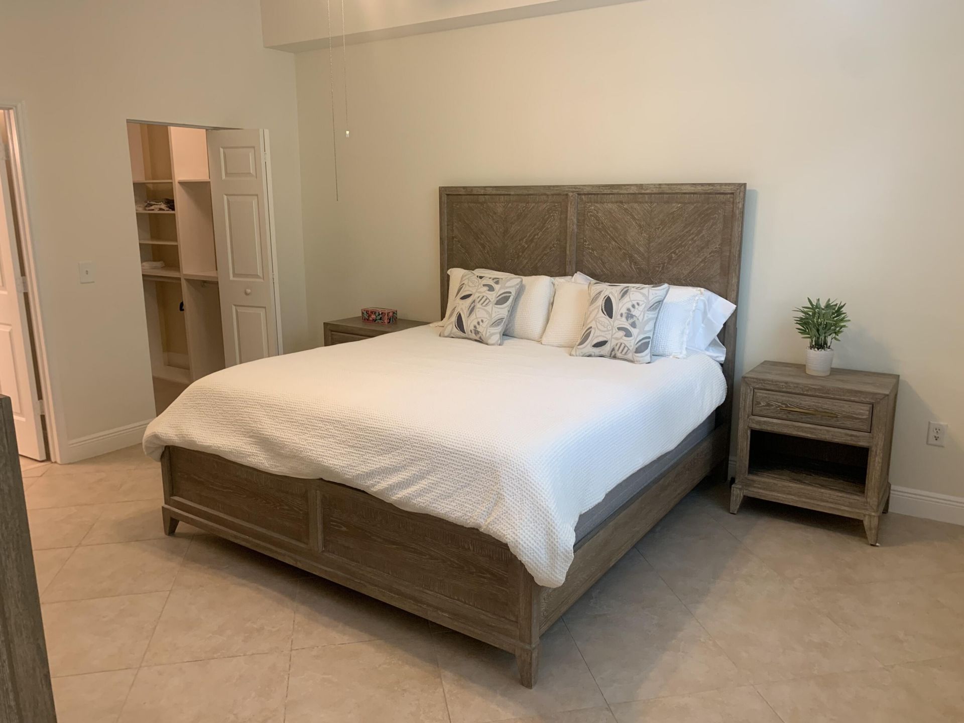 806 E Windward Way, Unit 111, Lantana, FL 33462 Photo