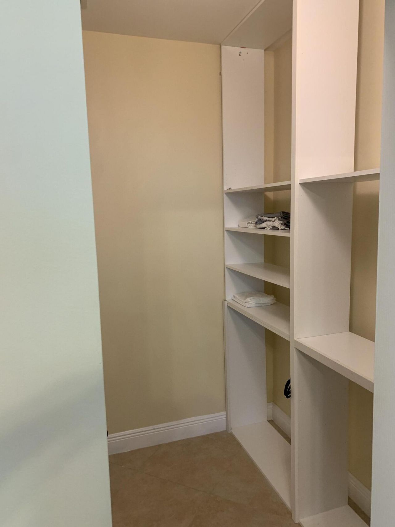 806 E Windward Way, Unit 111, Lantana, FL 33462 Photo