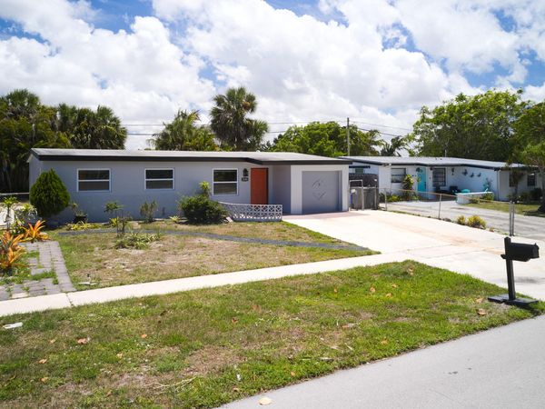 3686 Gull Road, Cabana Colony, FL 33410