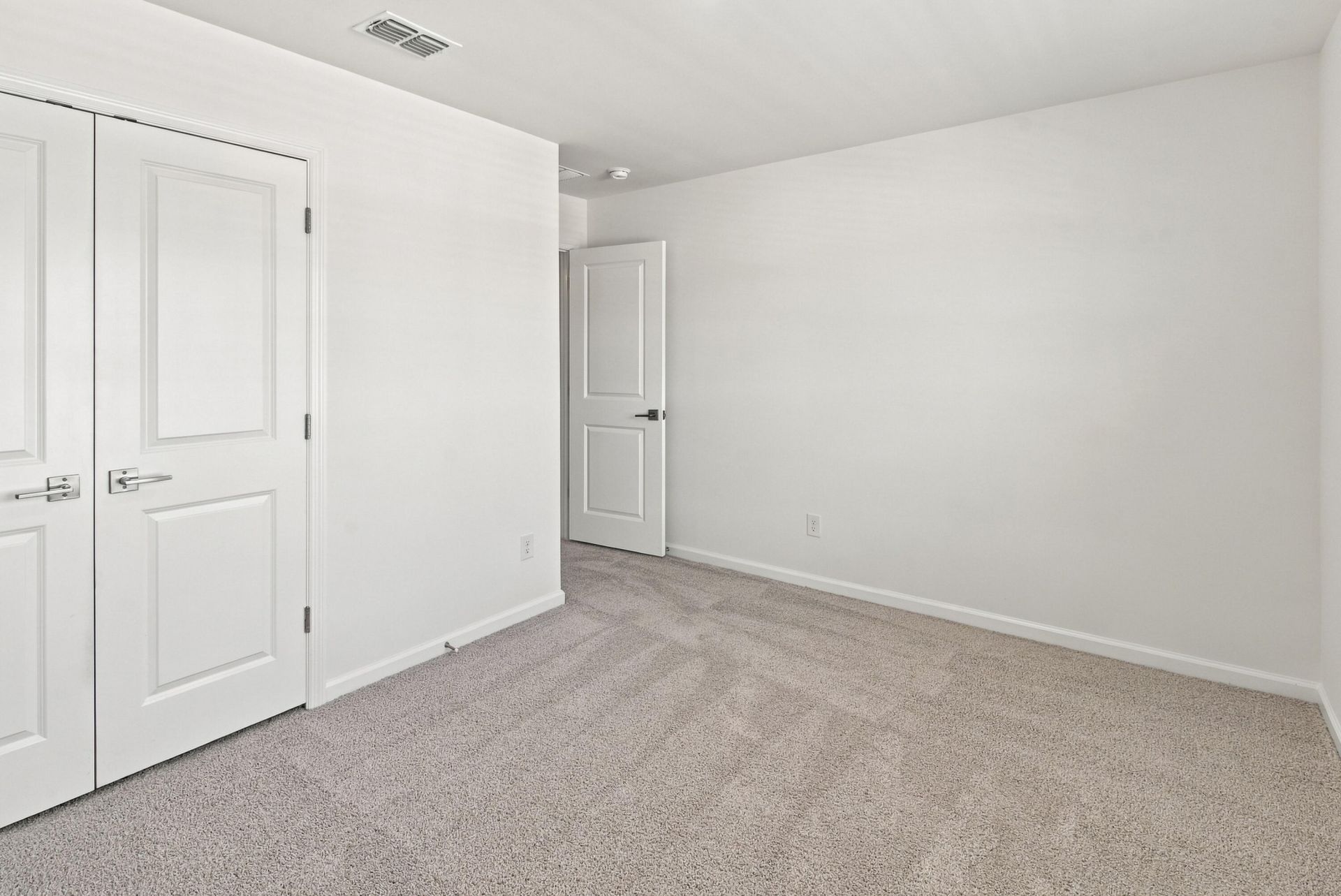 458 White Magnolia Street Photo 18