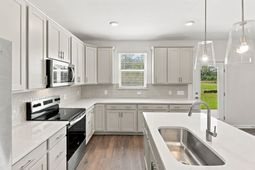 458 White Magnolia Street photo 4