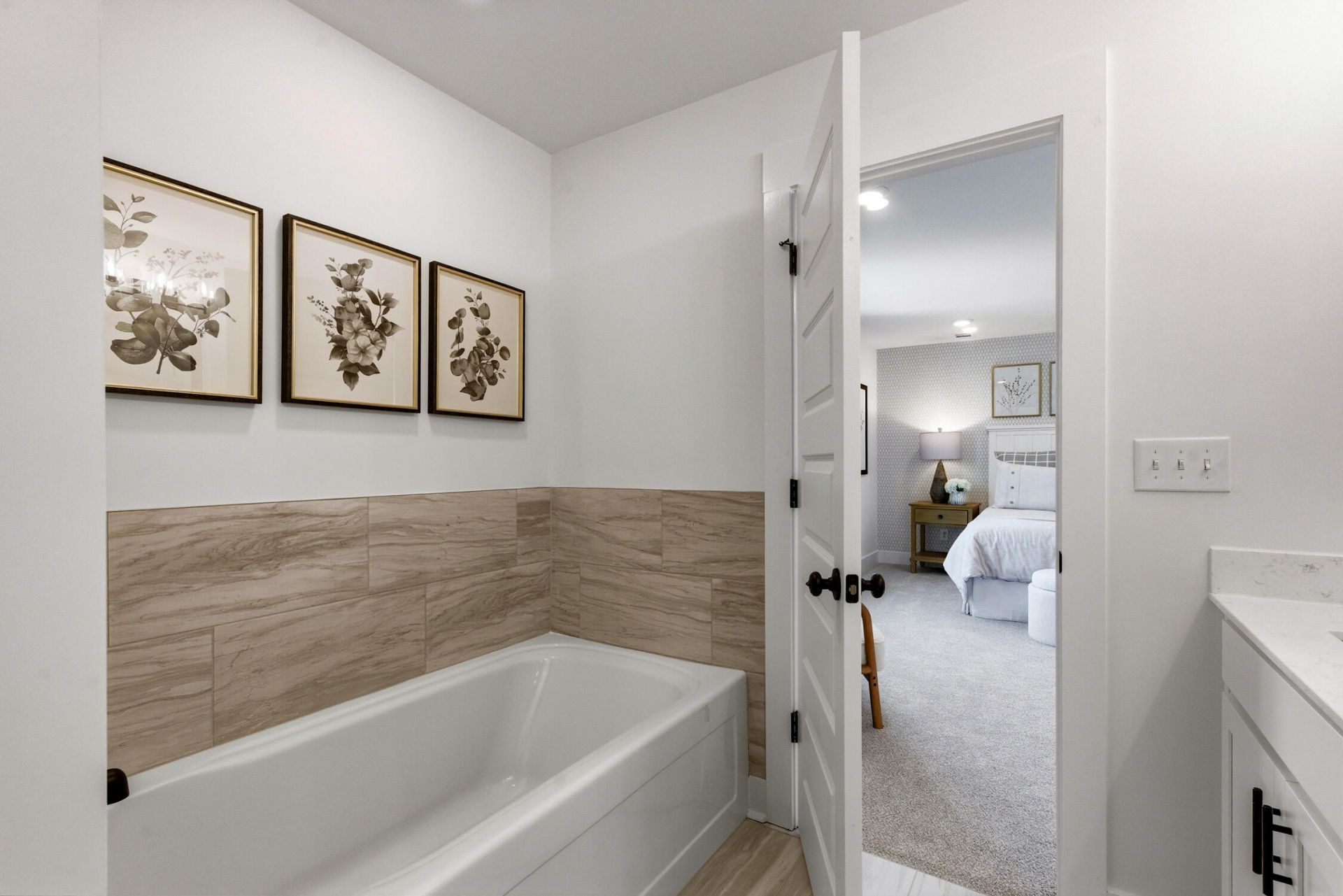 458 White Magnolia Street Photo 22