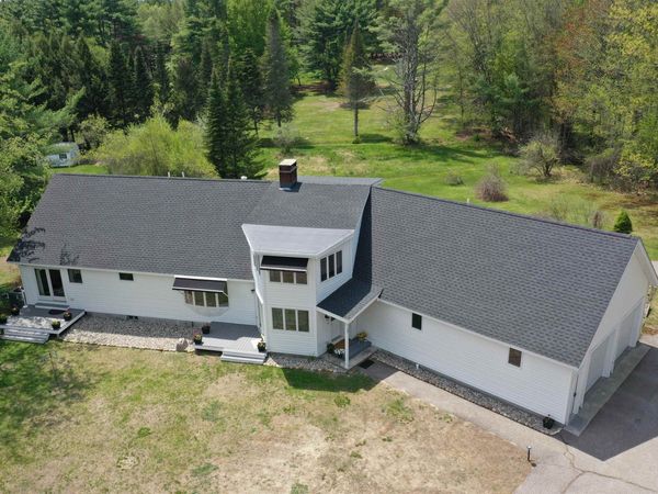20 Mirror Lake Drive, Tuftonboro, NH 03853