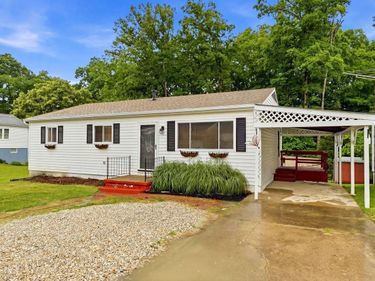 91 Violet Street, Huntington, WV 25705