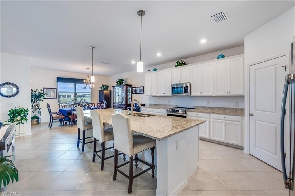 3335 Menores Way, Fort Myers, FL 33905 Photo