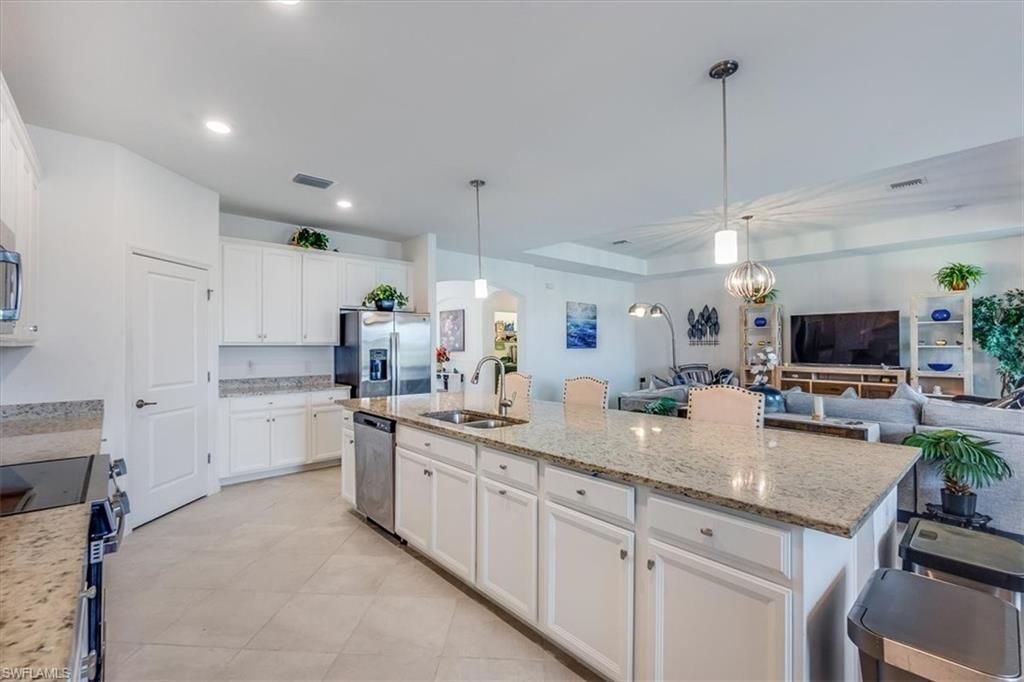 3335 Menores Way, Fort Myers, FL 33905 Photo