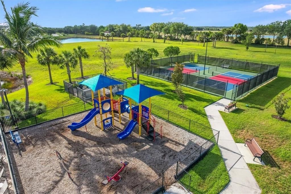 3335 Menores Way, Fort Myers, FL 33905 Photo