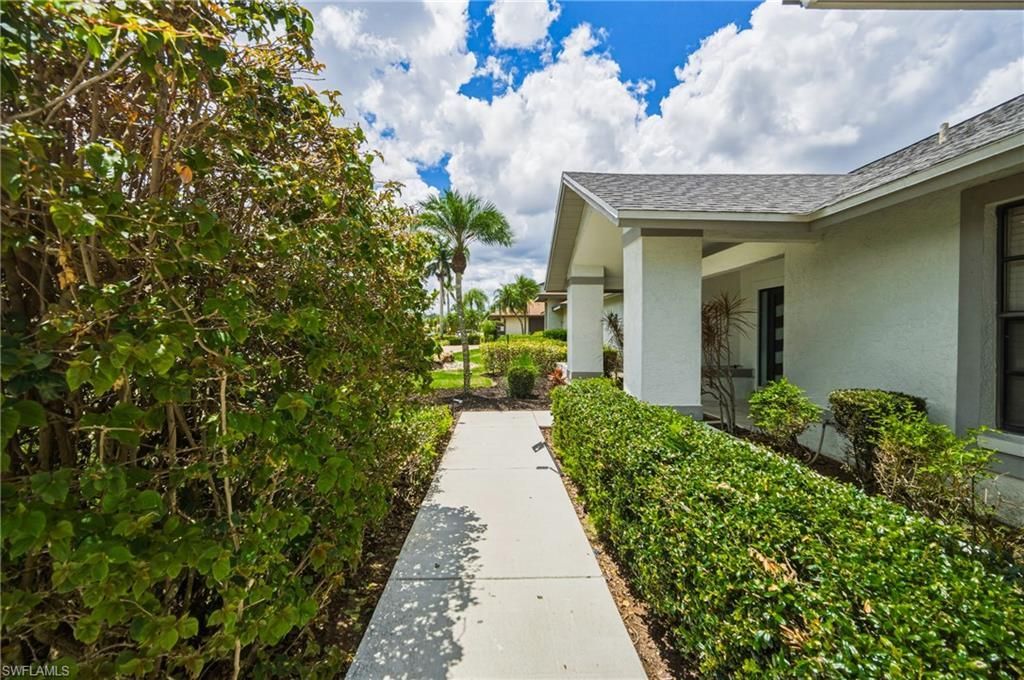 14557 Eagle Ridge Dr, Fort Myers, FL 33912 Photo